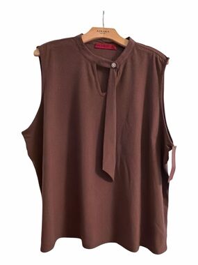 Scarlett Sleeveless Tie-Neck Top in Brown